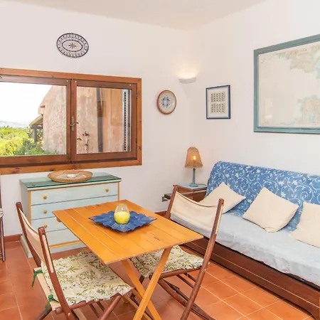 Flat La Quercia شقة *